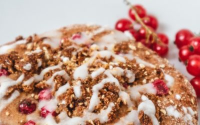 Gesunde Johan­nis­beer Streu­sel­ta­ler – backen mit regio­na­len Beeren