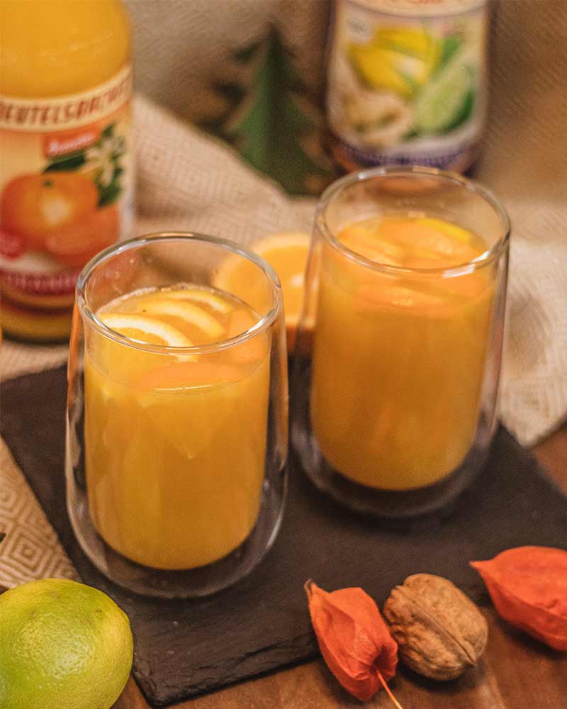 Heißer Orangenpunsch ohne Zucker 